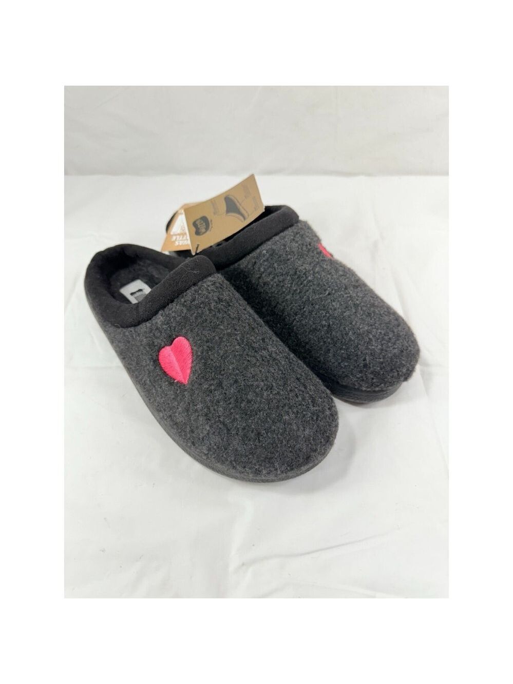 wuzza shoes slippers size small size 6 new